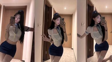 高端外围网红 yeppy 黑丝女水手开档诱惑 水晶棒配跳蛋花式虐穴 戴乳夹插肛塞 淫水白浆淌双穴！